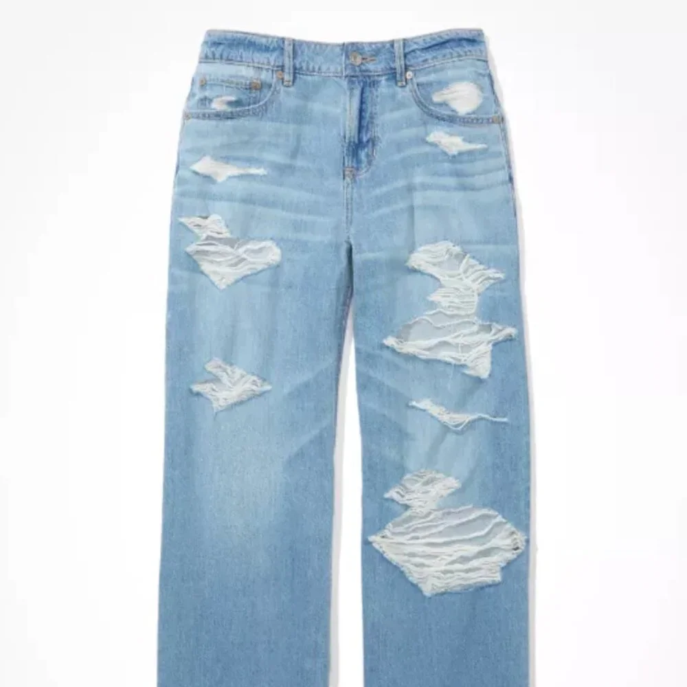 AE Ripped Skater Jeans - Picture 3 of 3